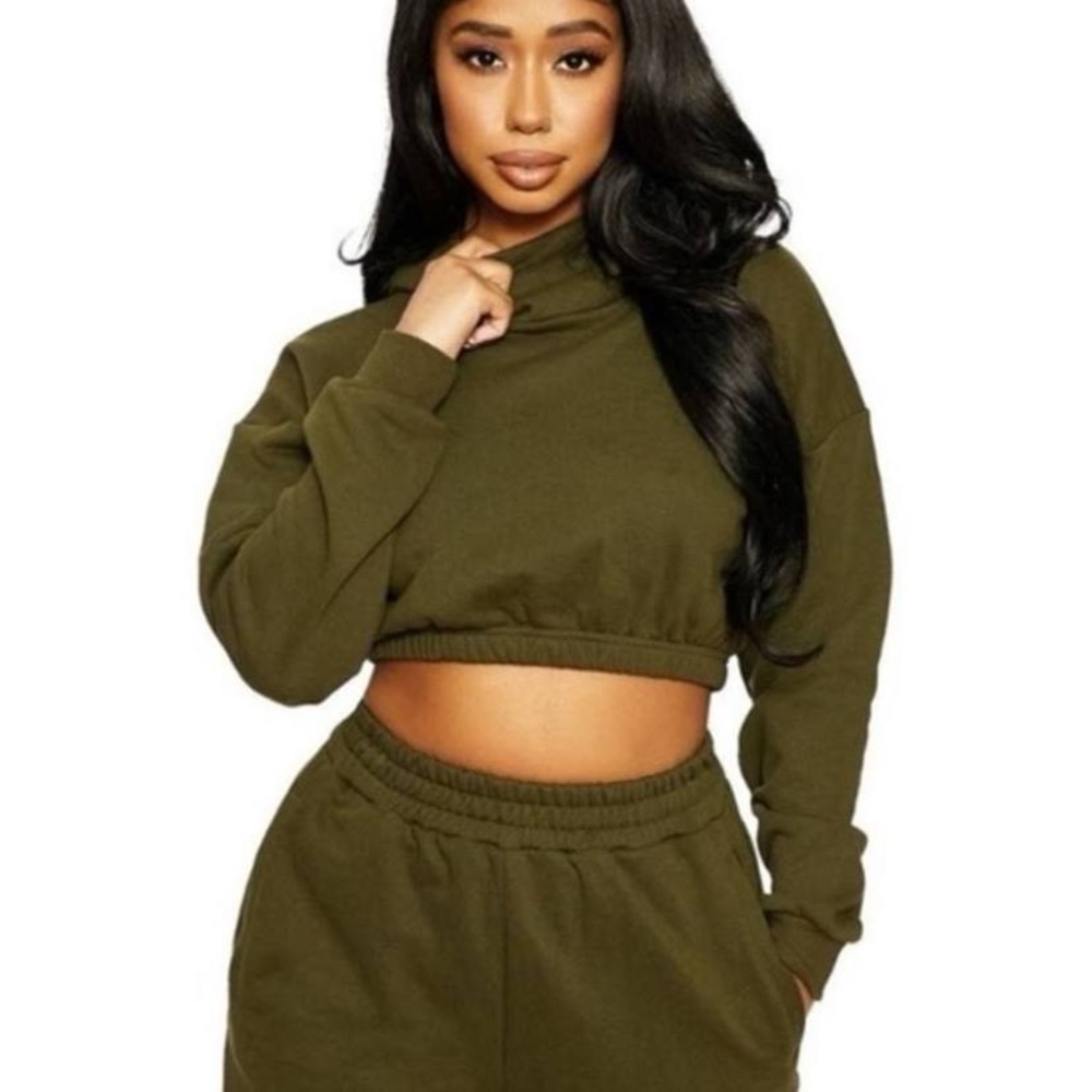 🍀SALE🍀 NWOT Naked Wardrobe Cropped Hoodie